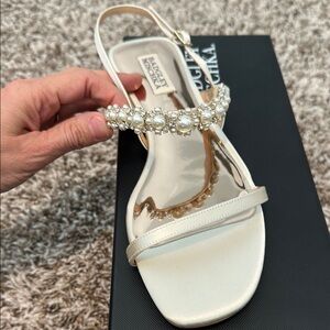 Badgley Mischka Cream Sandals with Gold Chain Detail